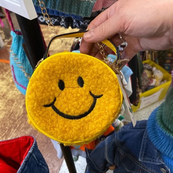 Smiley face kids bag with chain - Picture 3 of 9